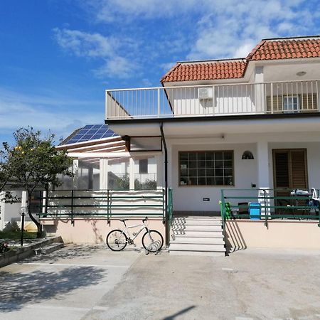 Monolocale Tirreno Studio Seafront Formia Eksteriør bilde