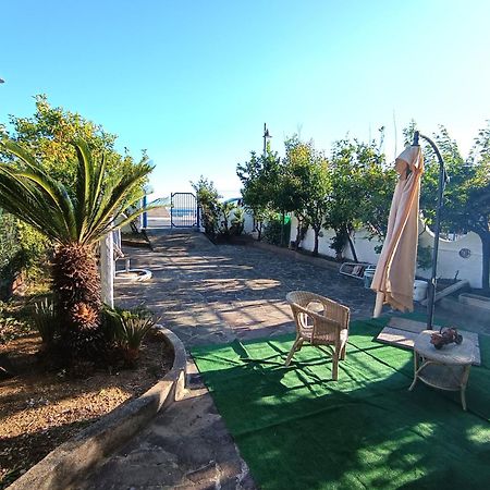 Monolocale Tirreno Studio Seafront Formia Eksteriør bilde
